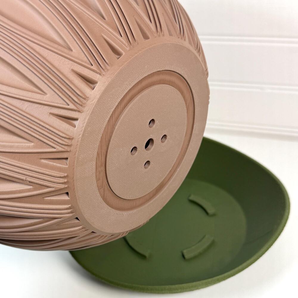 Velar Planter, Indoor Flower Pot, Tabletop Planter, Homewares, Housewarming Gift - Picture 7 of 9